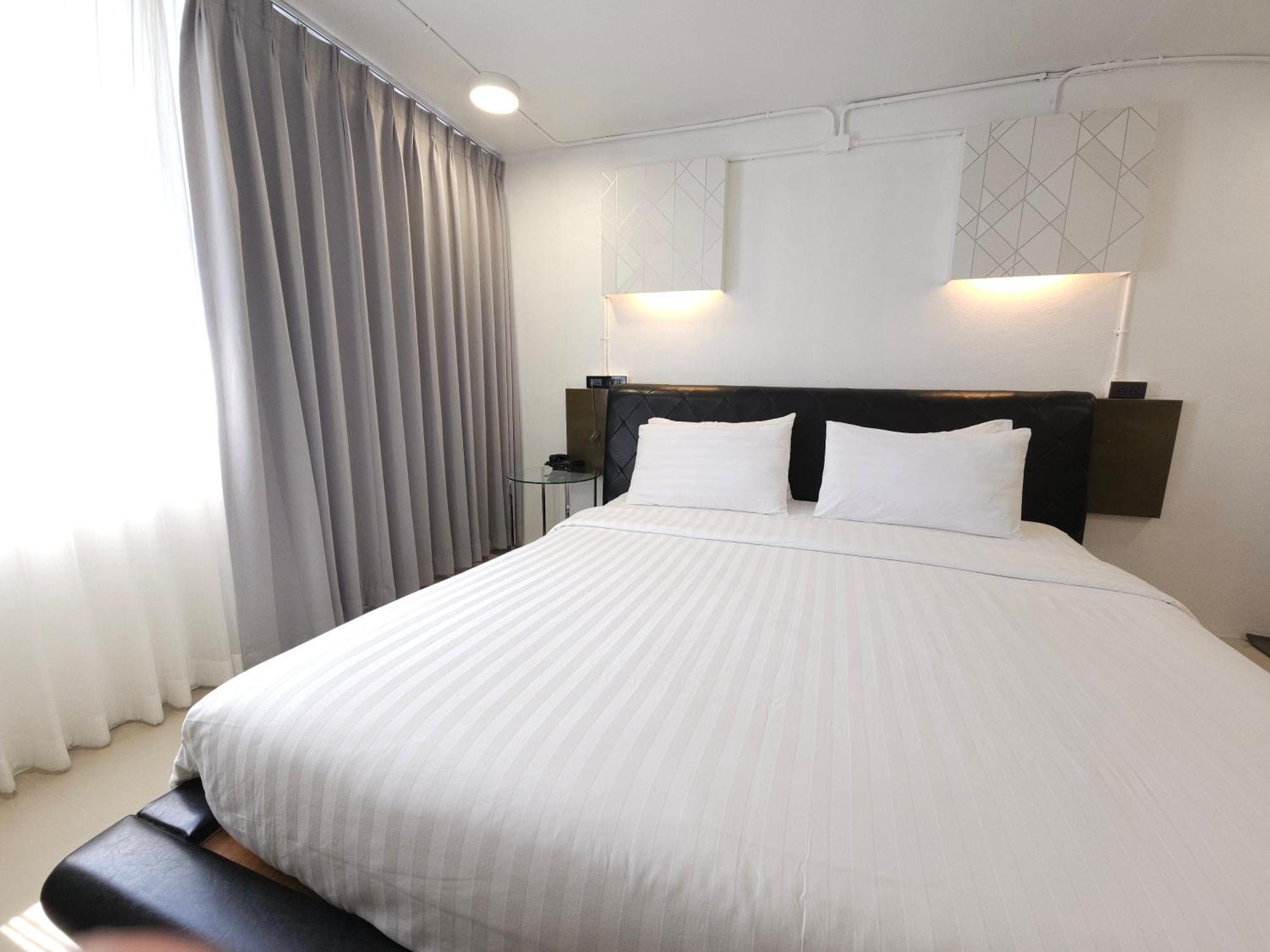 Hotel R1 Nimman Chiangmai 3*